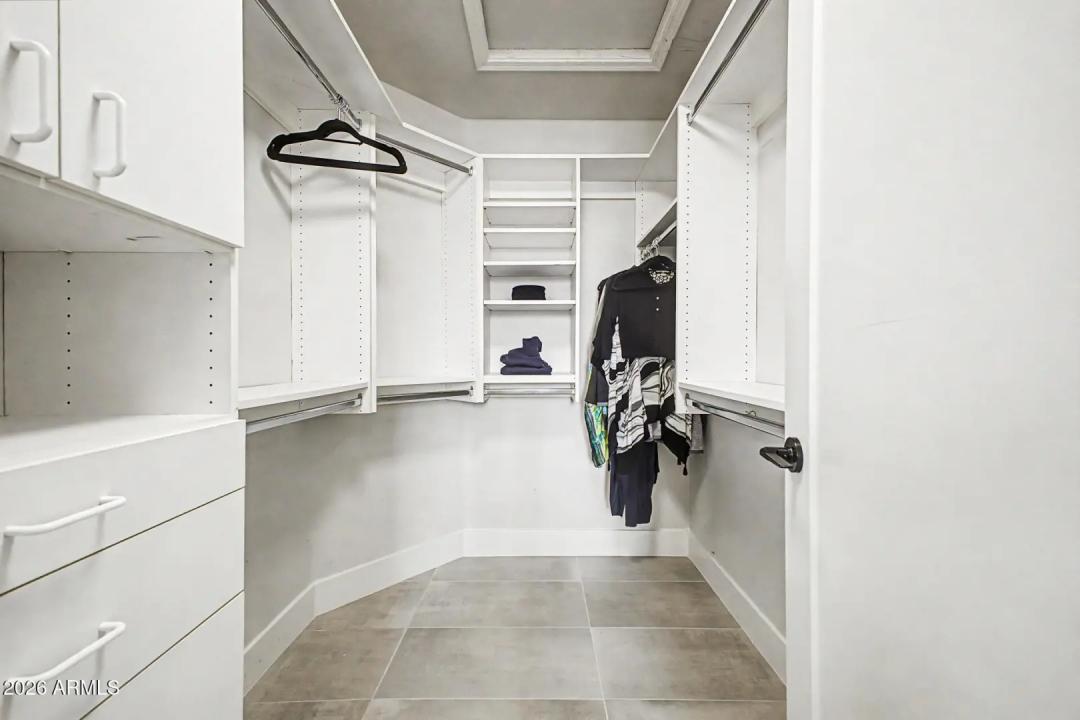 Real Estate Picture 25