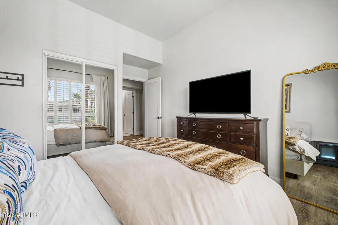 Real Estate Picture 27