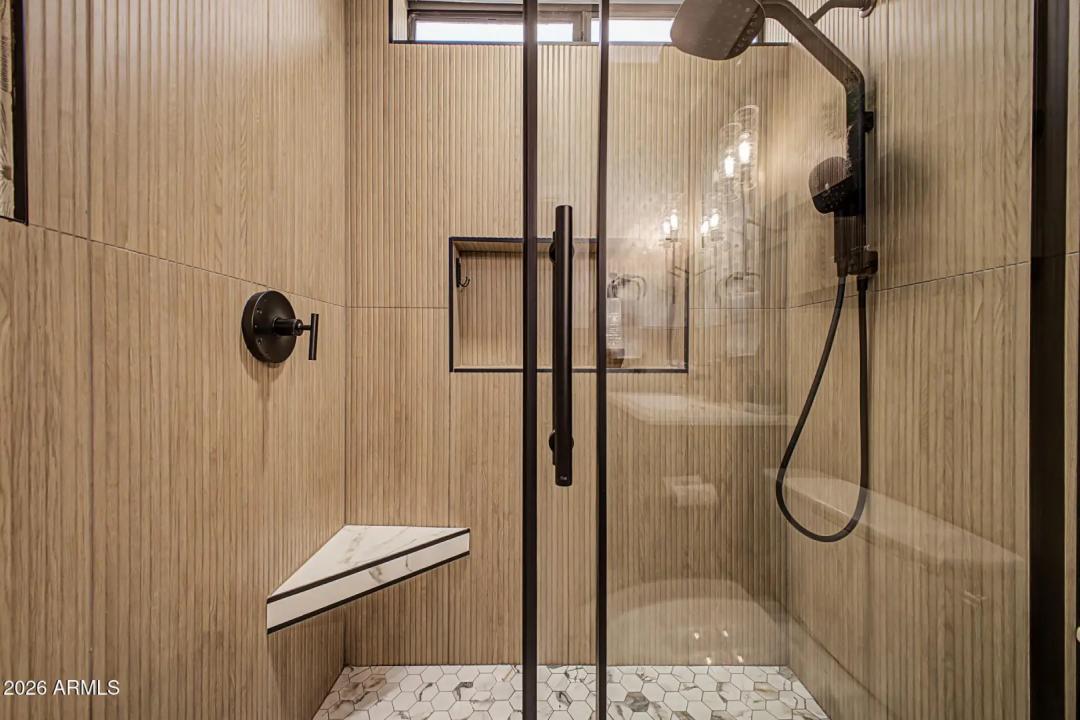 Real Estate Picture 30