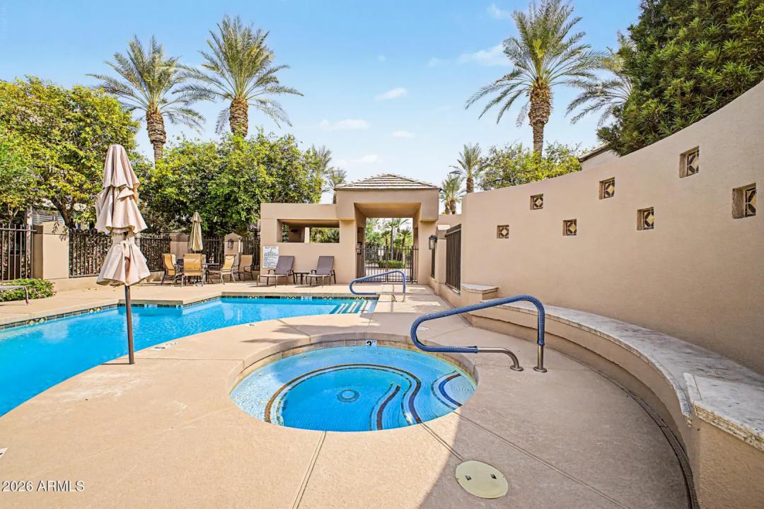 Real Estate Picture 37