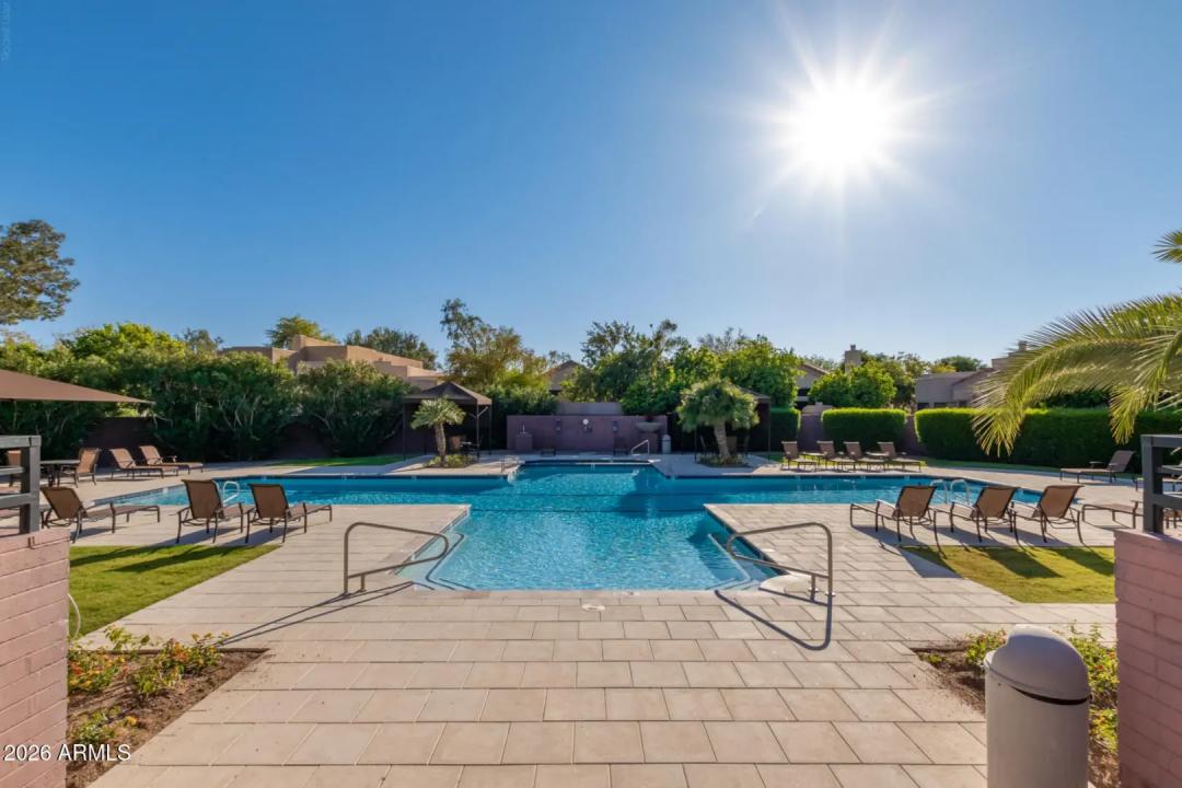 Real Estate Picture 43