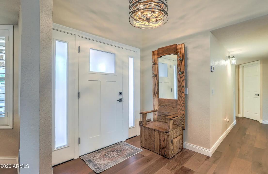 Real Estate Picture 13