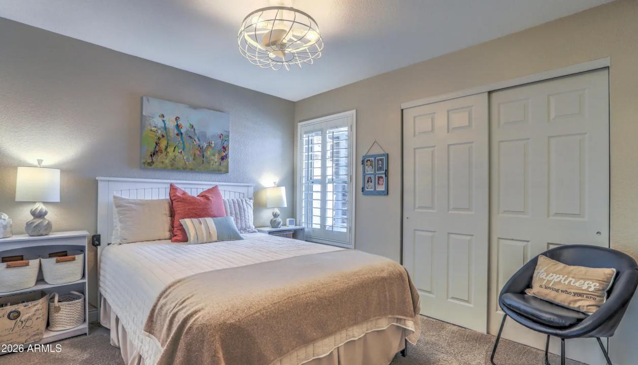 Real Estate Picture 21