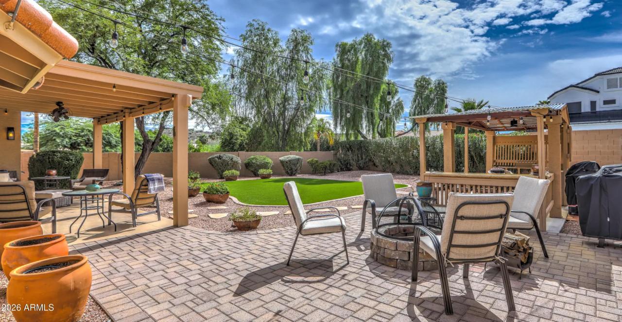 Real Estate Picture 25