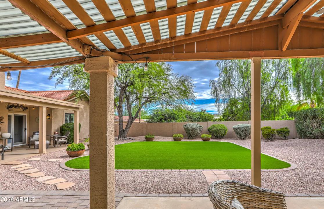 Real Estate Picture 30