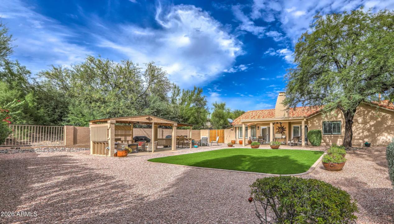 Real Estate Picture 33