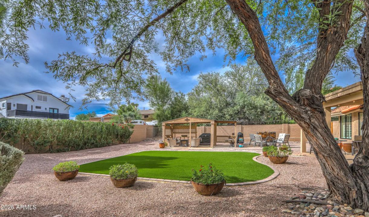 Real Estate Picture 34
