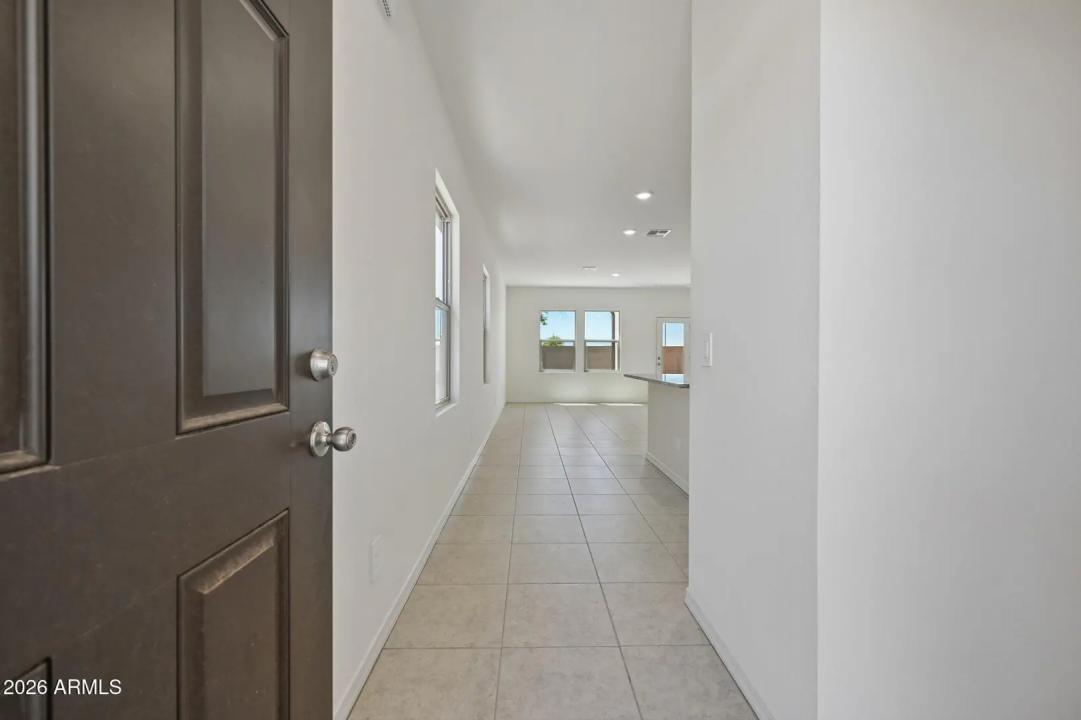 Real Estate Picture 5