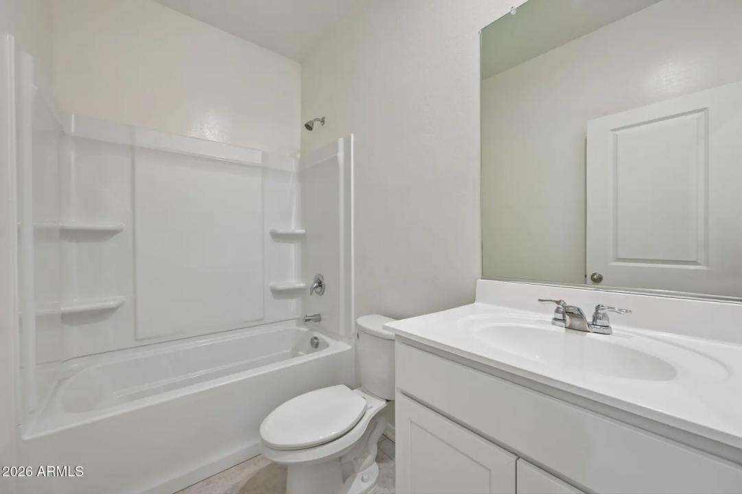 Real Estate Picture 22