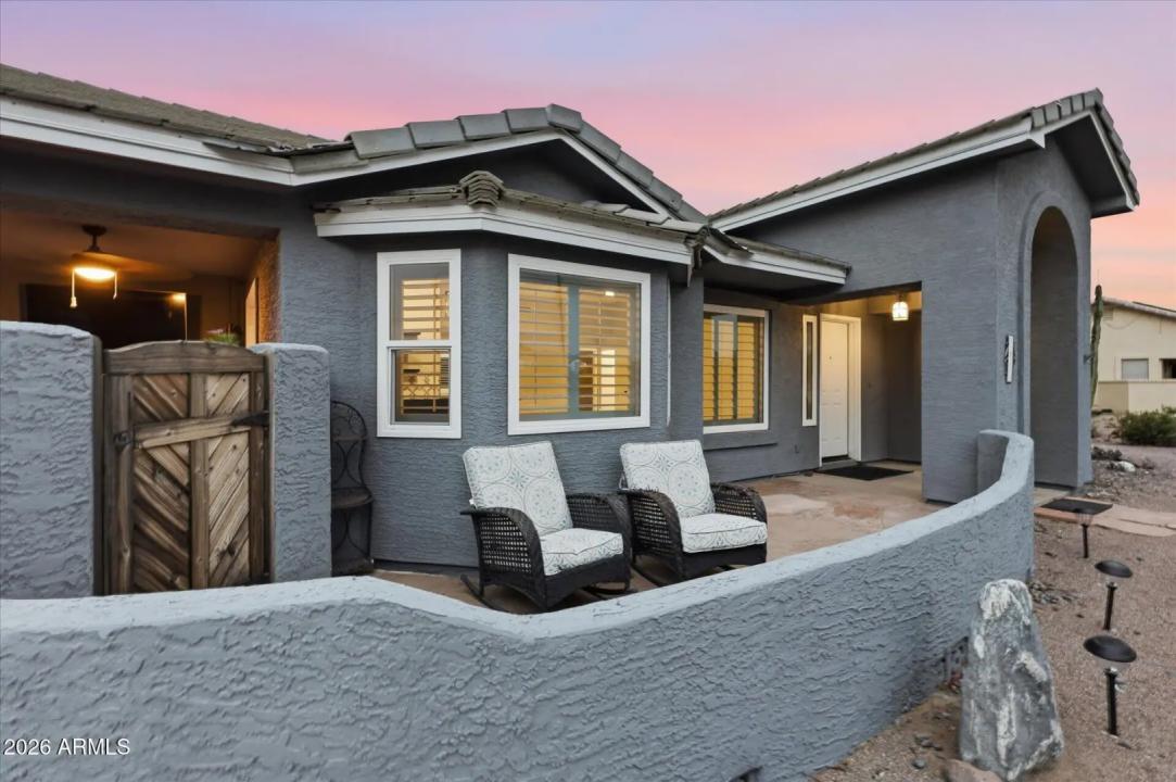 Real Estate Picture 5
