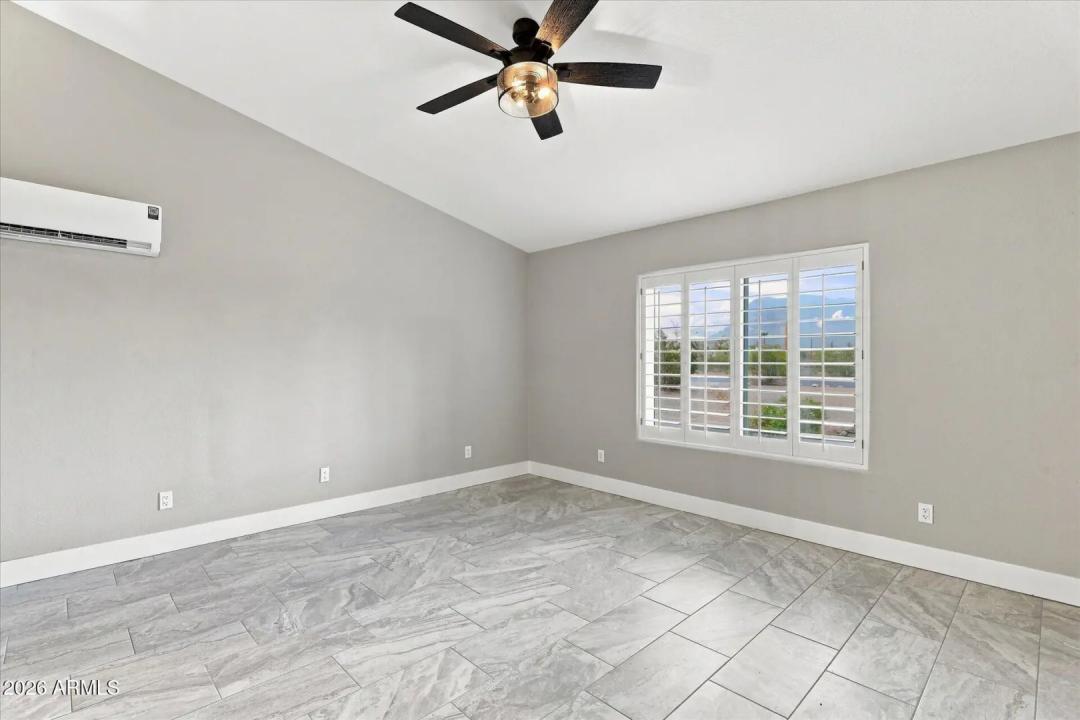 Real Estate Picture 27