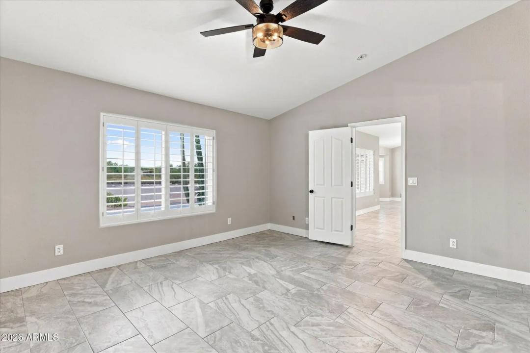 Real Estate Picture 28