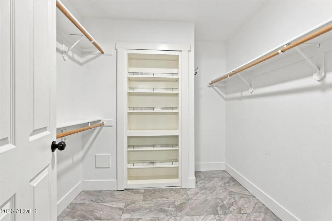 Real Estate Picture 38