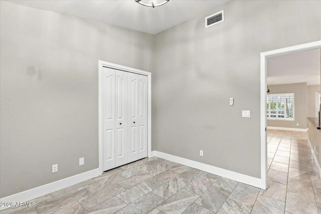 Real Estate Picture 43