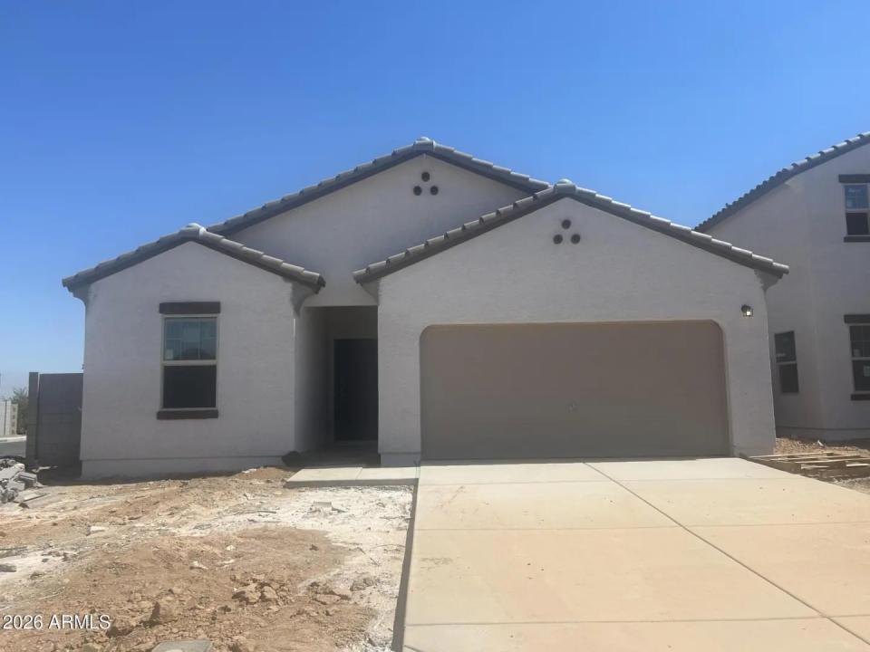 Real Estate Picture 2