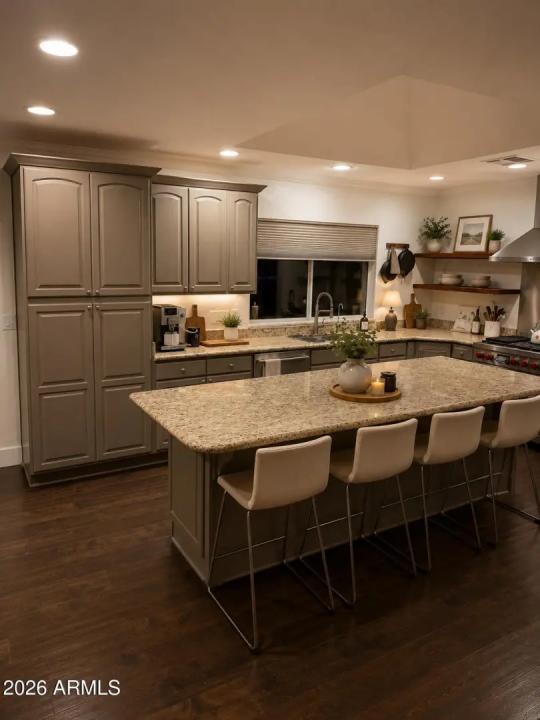 Real Estate Picture 3