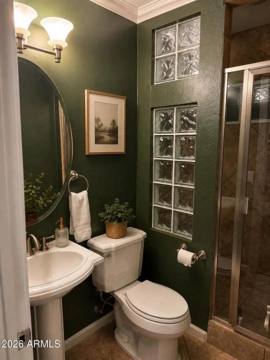 Real Estate Picture 11