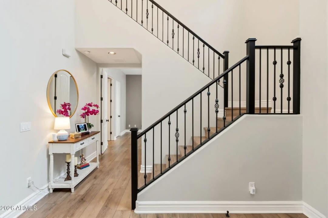 Real Estate Picture 21
