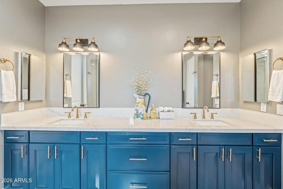 Real Estate Picture 36