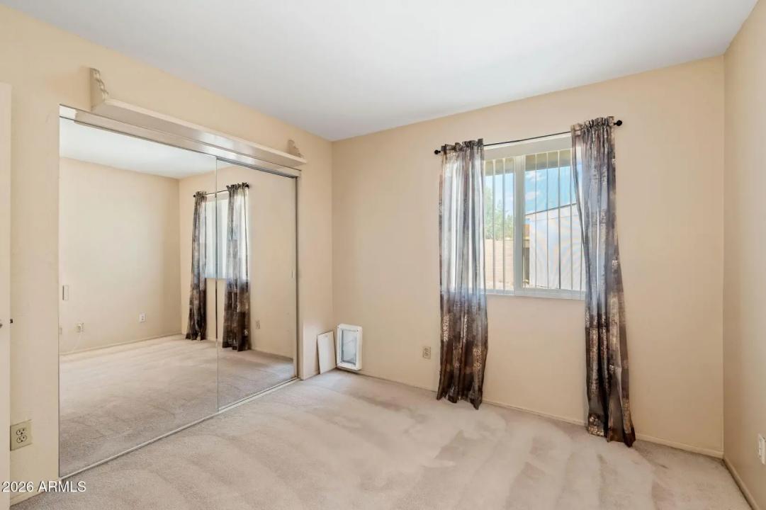 Real Estate Picture 21