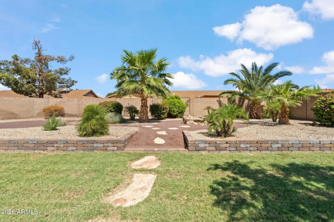 Real Estate Picture 27