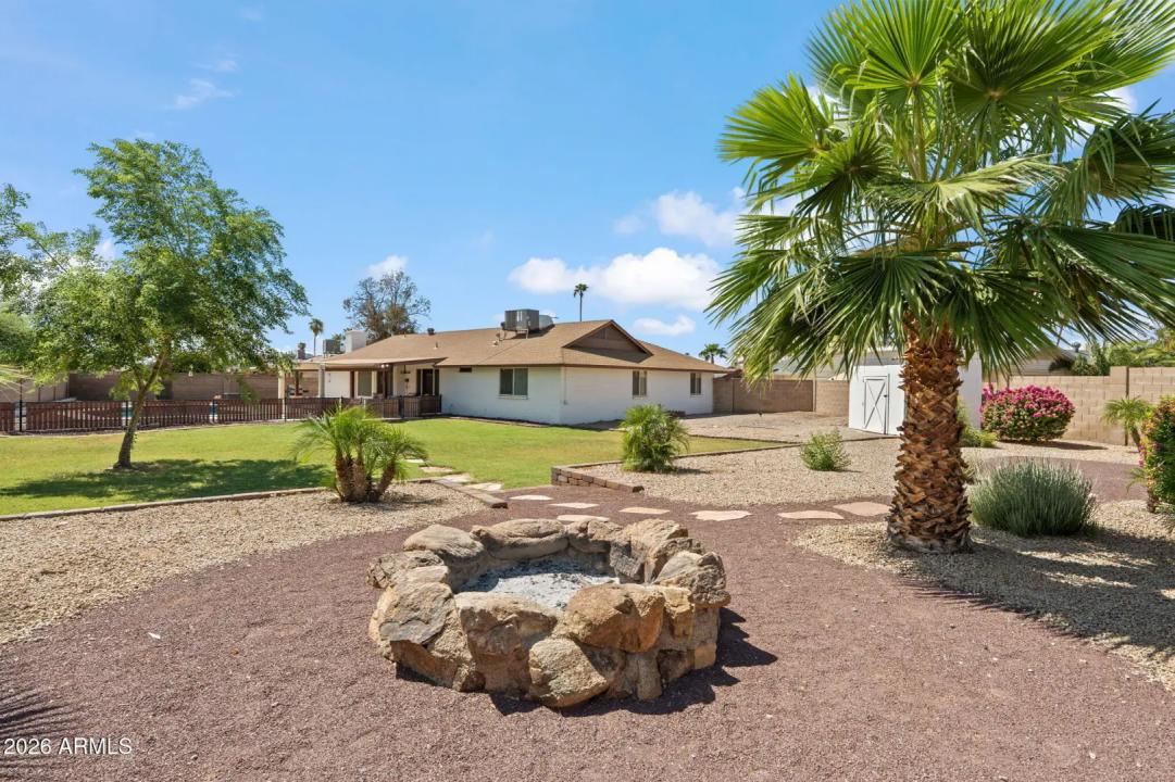 Real Estate Picture 28