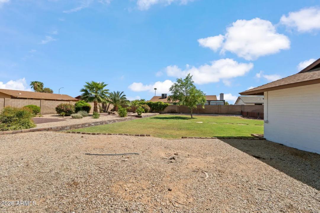 Real Estate Picture 29