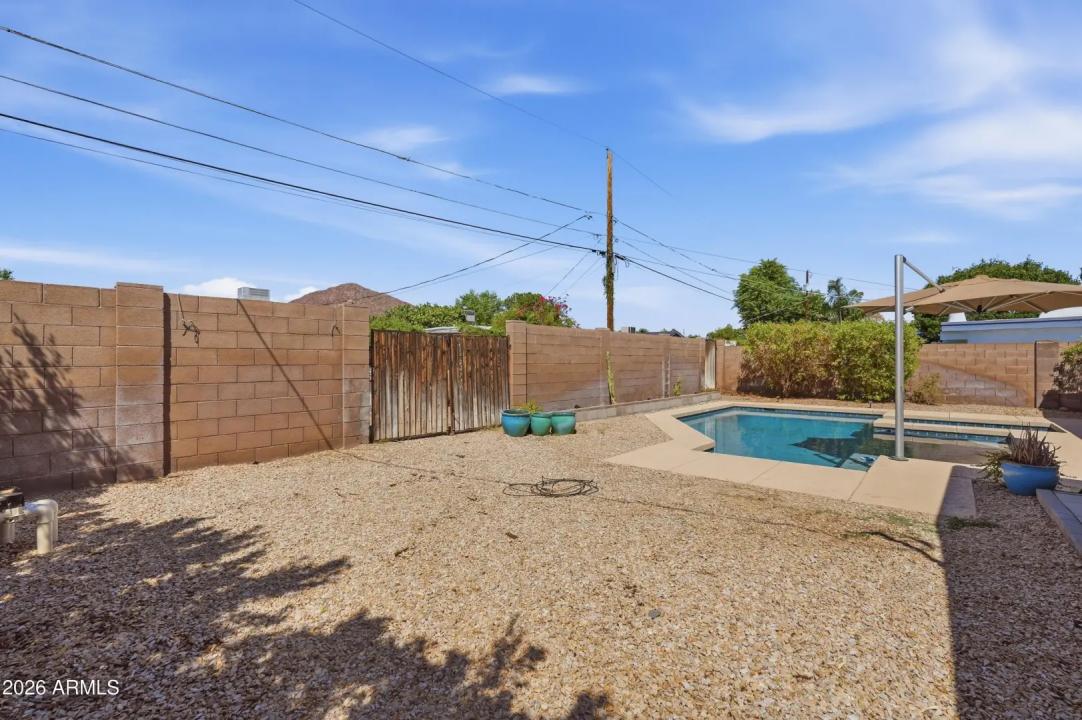 Real Estate Picture 35