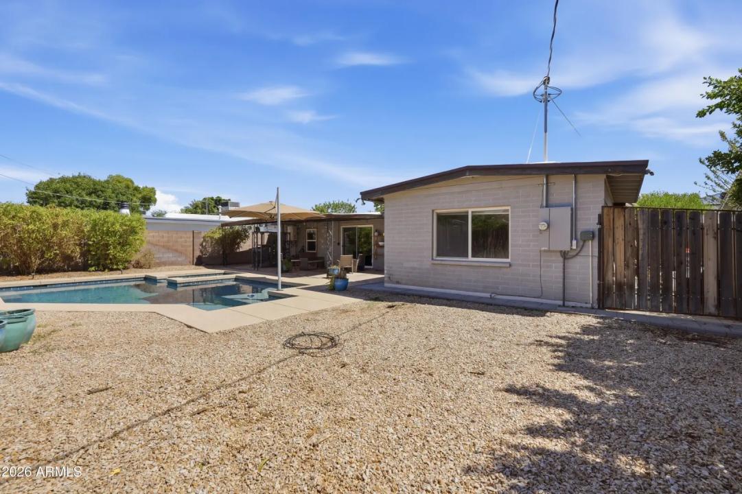 Real Estate Picture 36