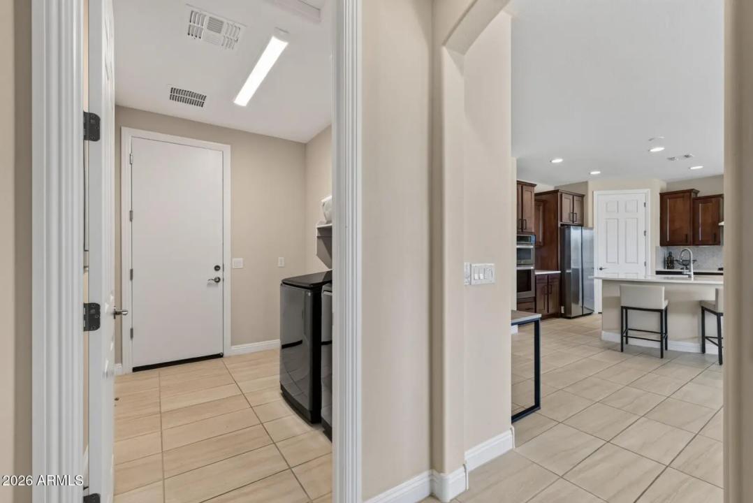 Real Estate Picture 40