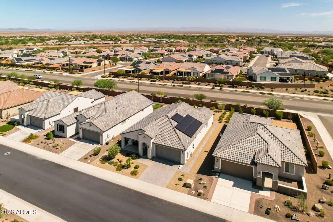 Real Estate Picture 60