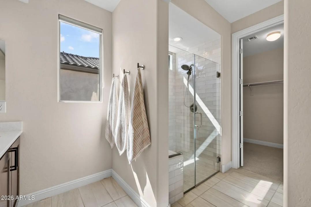 Real Estate Picture 30