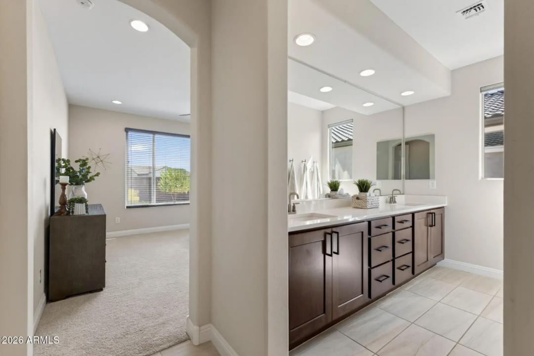 Real Estate Picture 27
