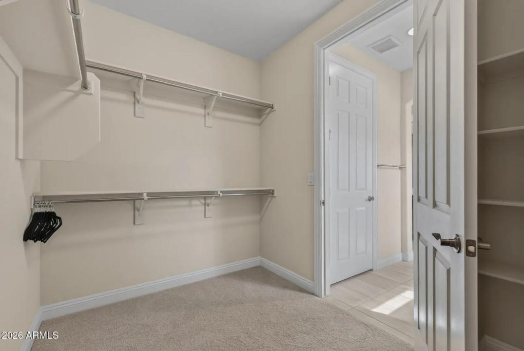 Real Estate Picture 33