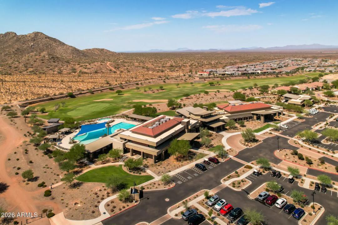 Real Estate Picture 64