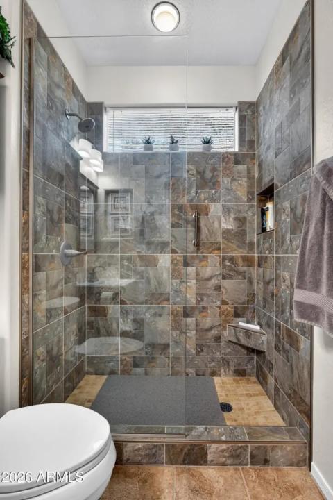 Real Estate Picture 19