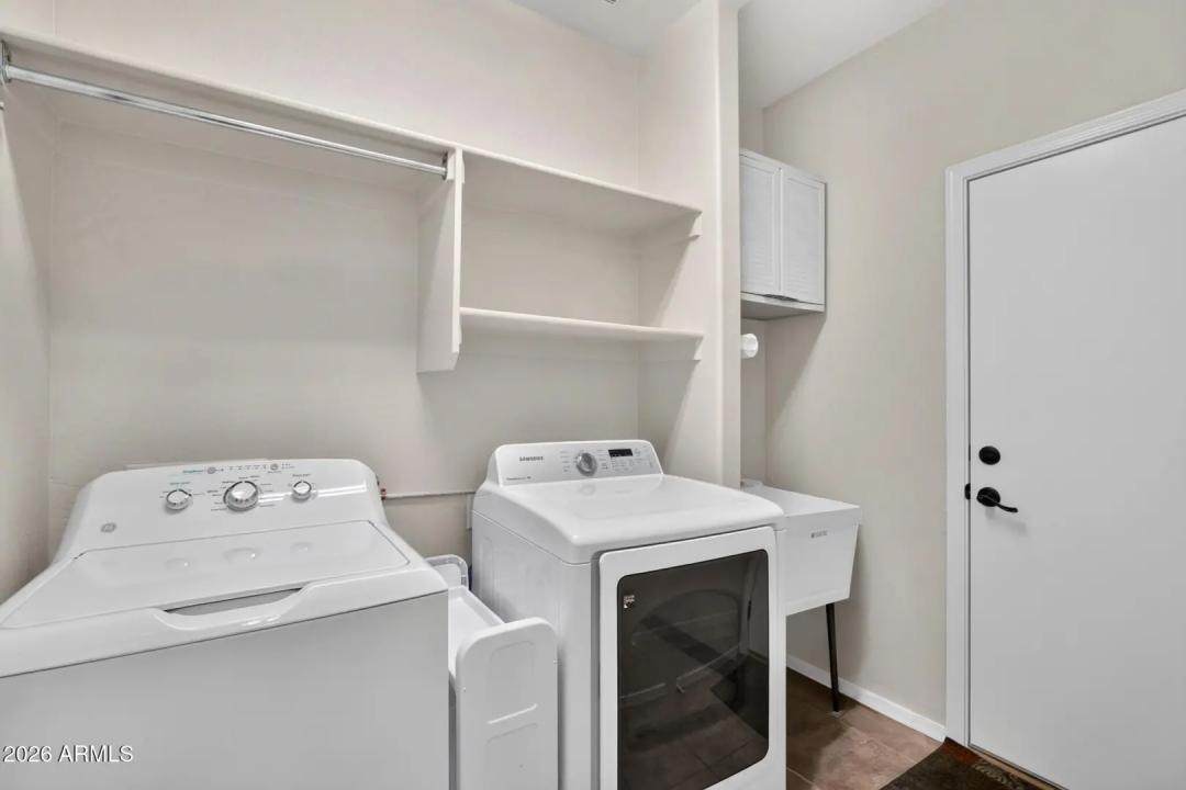 Real Estate Picture 20