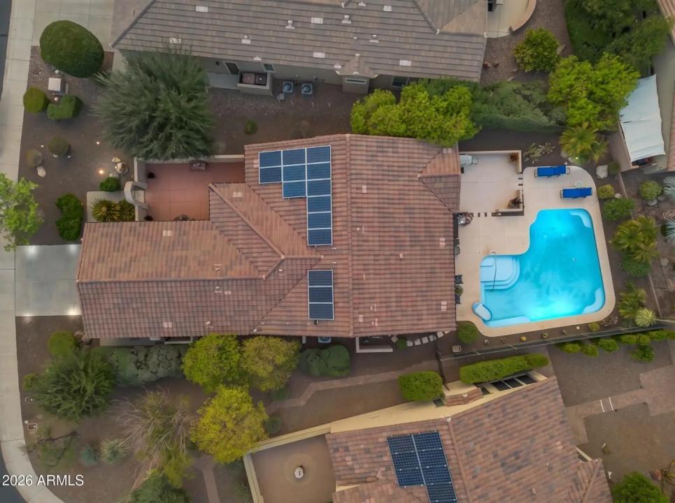 Real Estate Picture 24