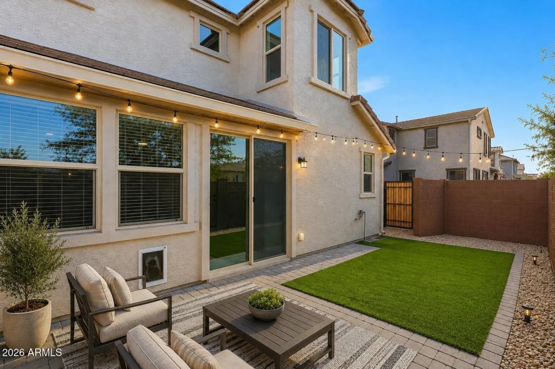 Real Estate Picture 13
