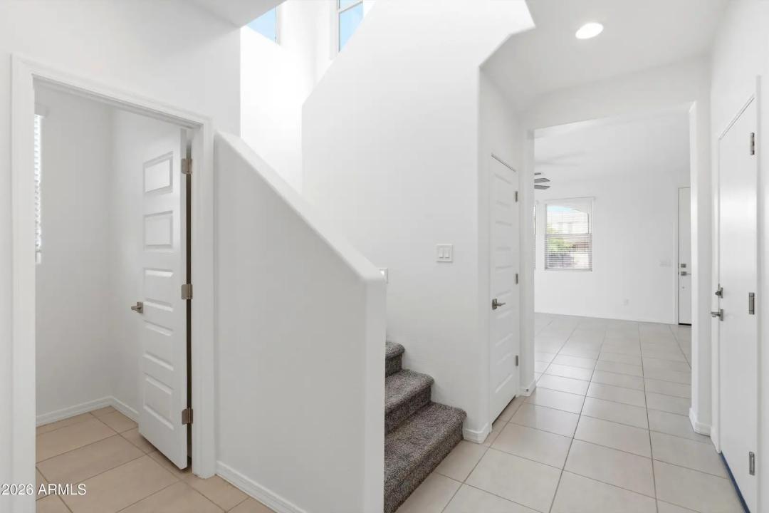 Real Estate Picture 15