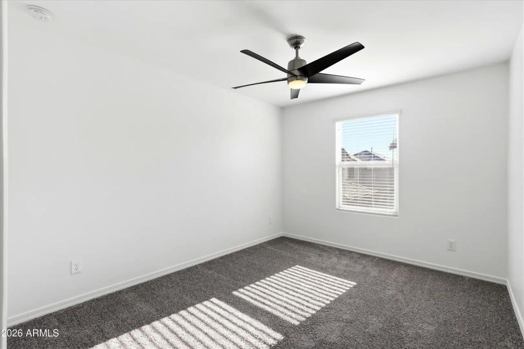 Real Estate Picture 23