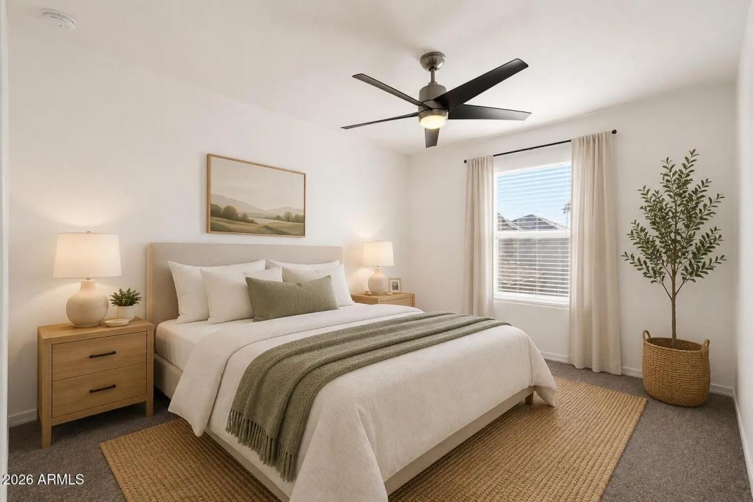 Real Estate Picture 24