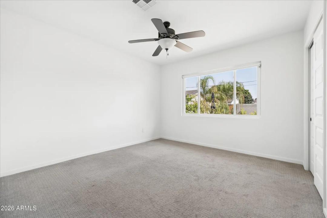 Real Estate Picture 19