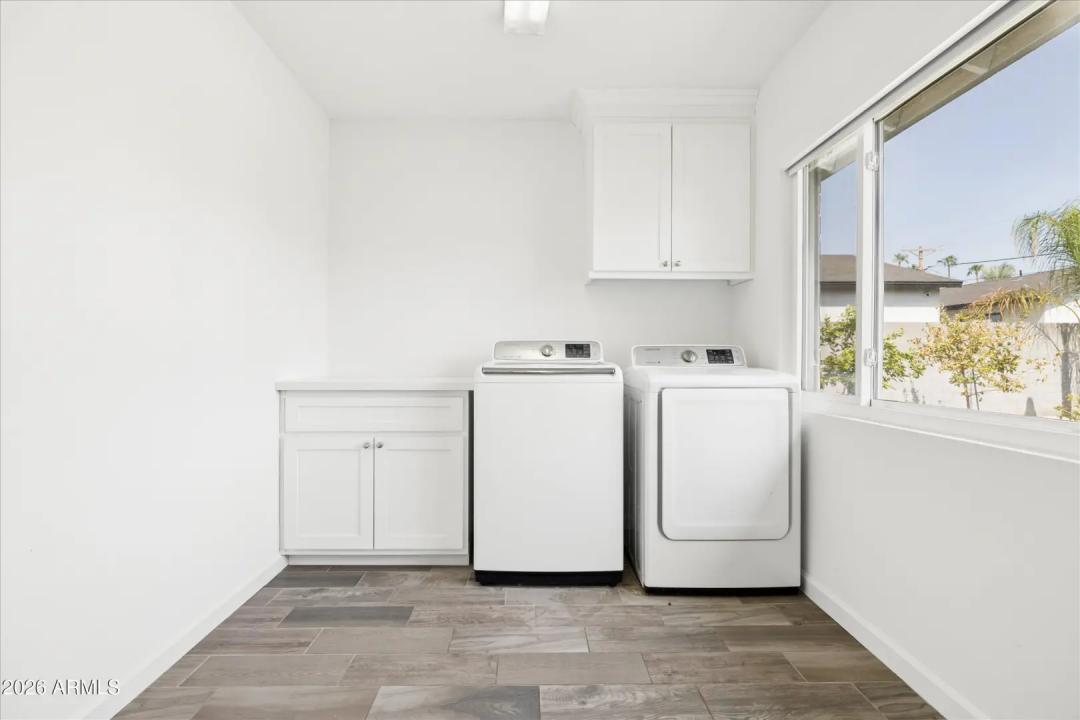 Real Estate Picture 22