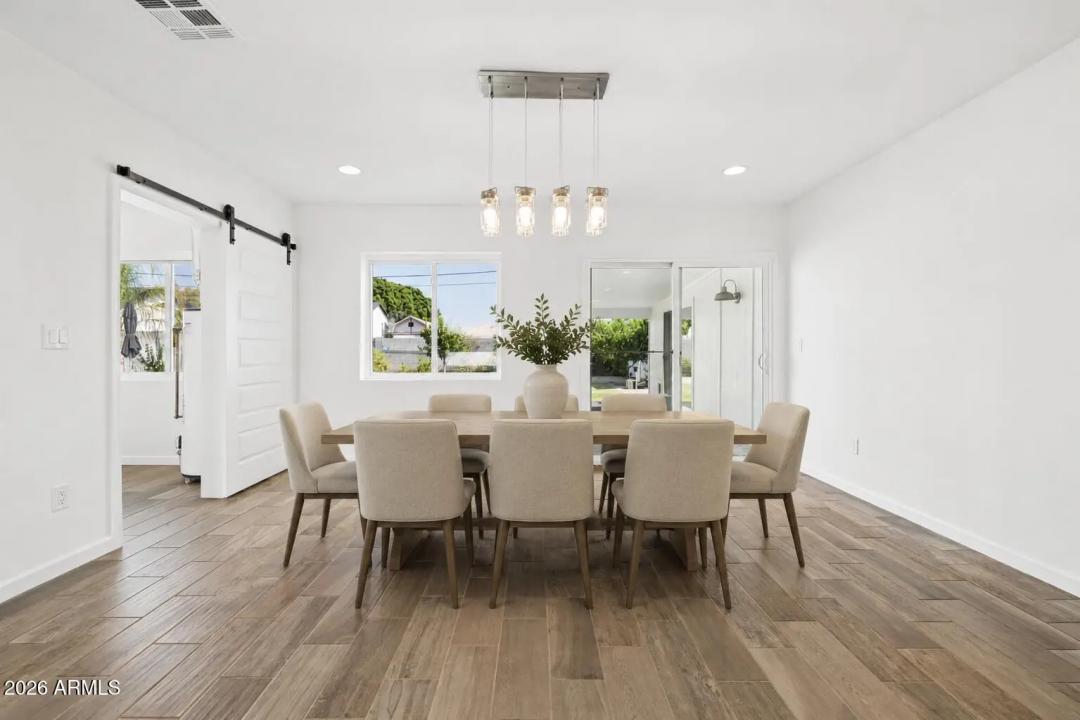 4622 E VIRGINIA Avenue Phoenix AZ 85008 Picture 11.