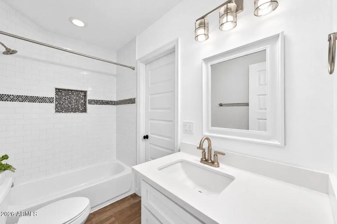 4622 E VIRGINIA Avenue Phoenix AZ 85008 Picture 18.