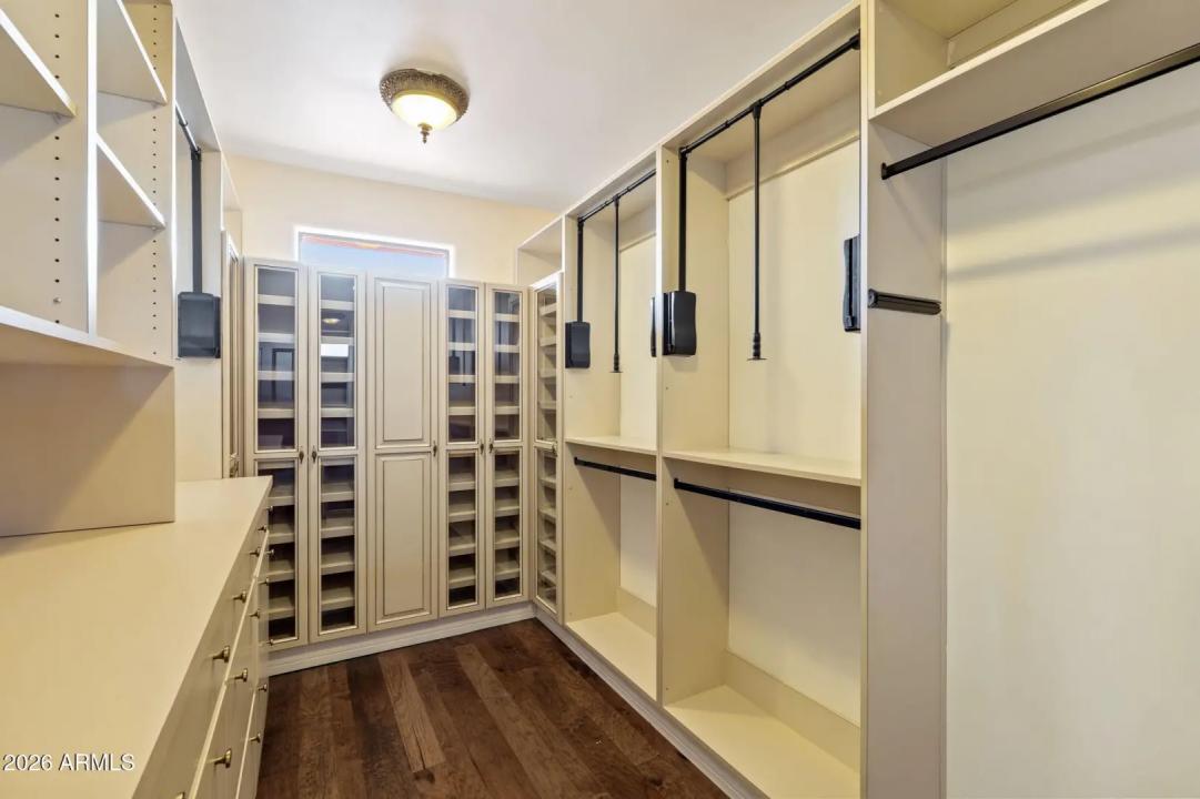 Real Estate Picture 29