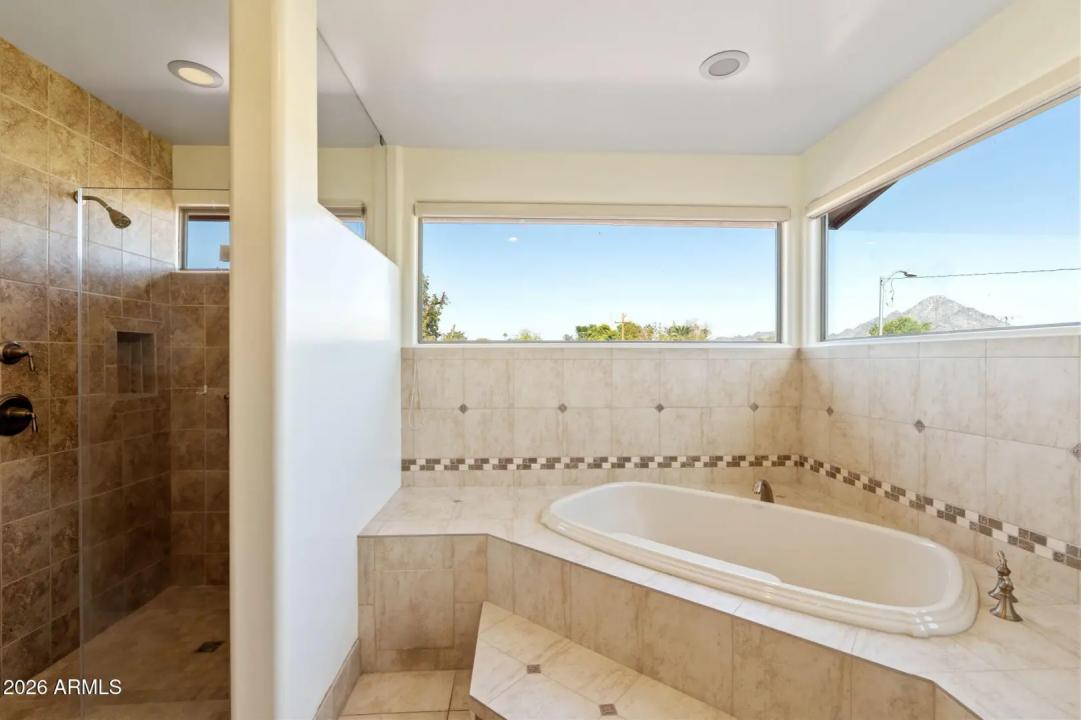 Real Estate Picture 34
