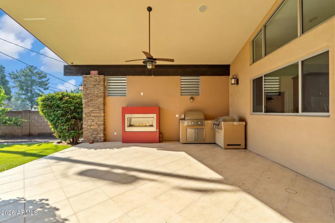 Real Estate Picture 43