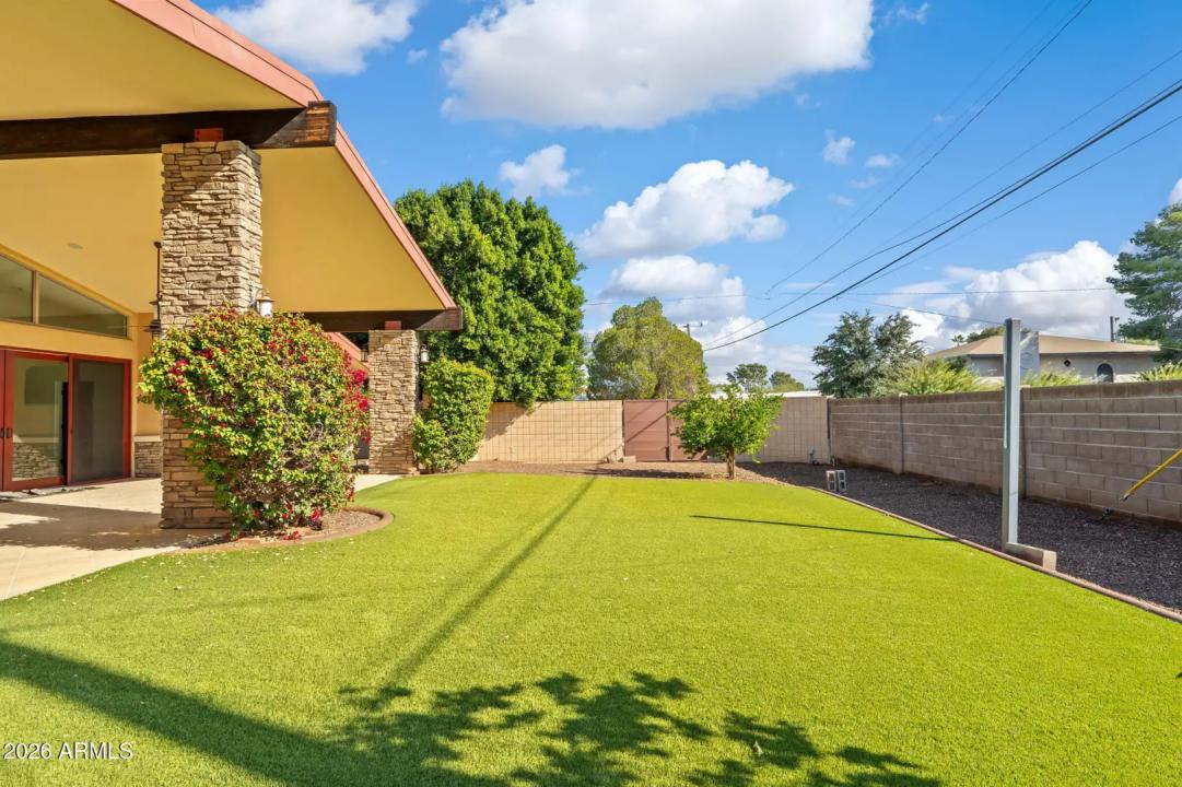 Real Estate Picture 45